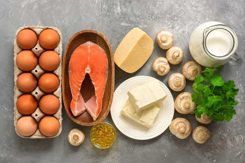 Produkty bogate w witaminę D. Jedz to, aby wzmocnić kości